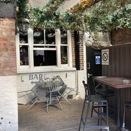 Golden Fleece York Hotel Exterior photo